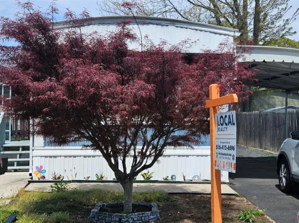 4 Mindy Lane., Bohemia, NY 11716