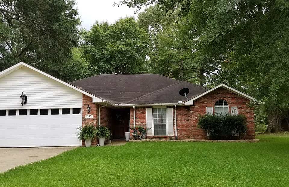 1st image of 395 Dogwood St