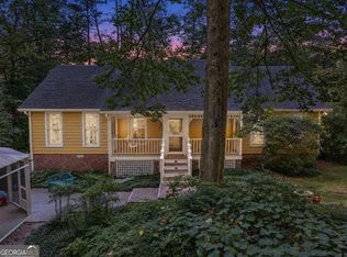 724 Clarke Trl, Dacula, GA 30019