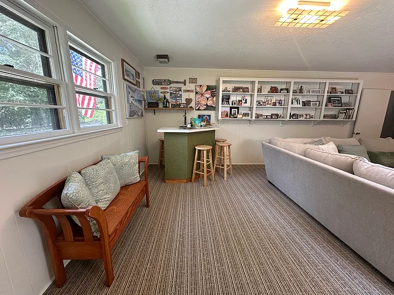 804 Valley View St — Photo 43