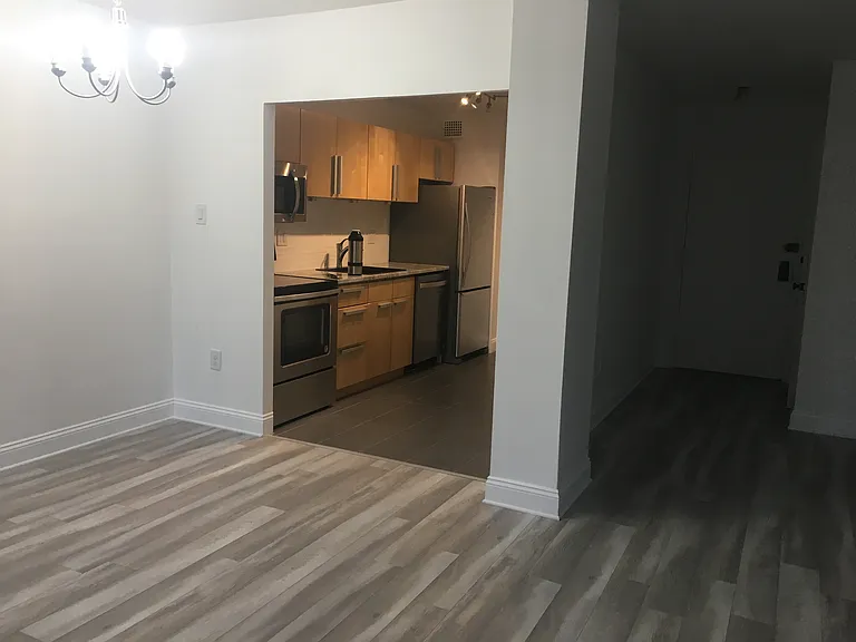 2059 Huntington Ave #111 — Photo 4