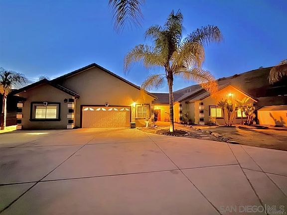 2nd image of 1804 Vista De La Montana