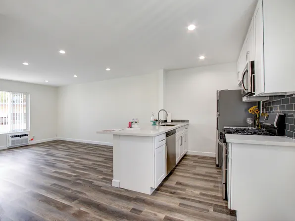 6828 Kester Ave, Van Nuys, CA