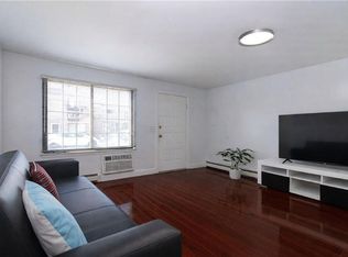 31 Gardenia Ln #25, Staten Island, NY