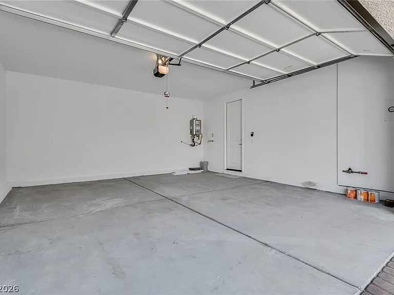 10733 Rhinehill Ave — Photo 14