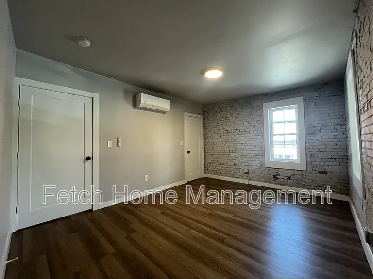 218 Walnut St #3 — Photo 24