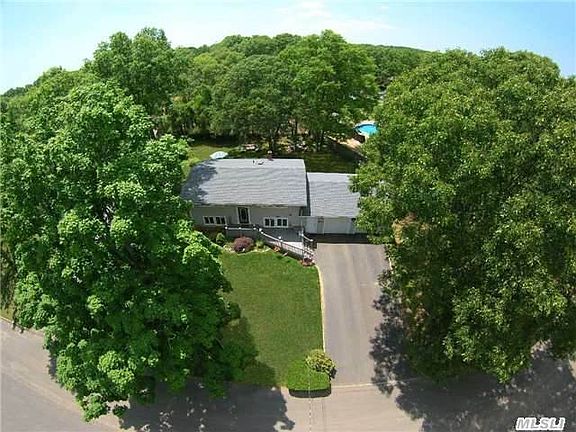 4th image of 18 Stalker Ln
