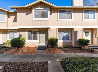 1460 Gold Way, Rohnert Park, CA 94928