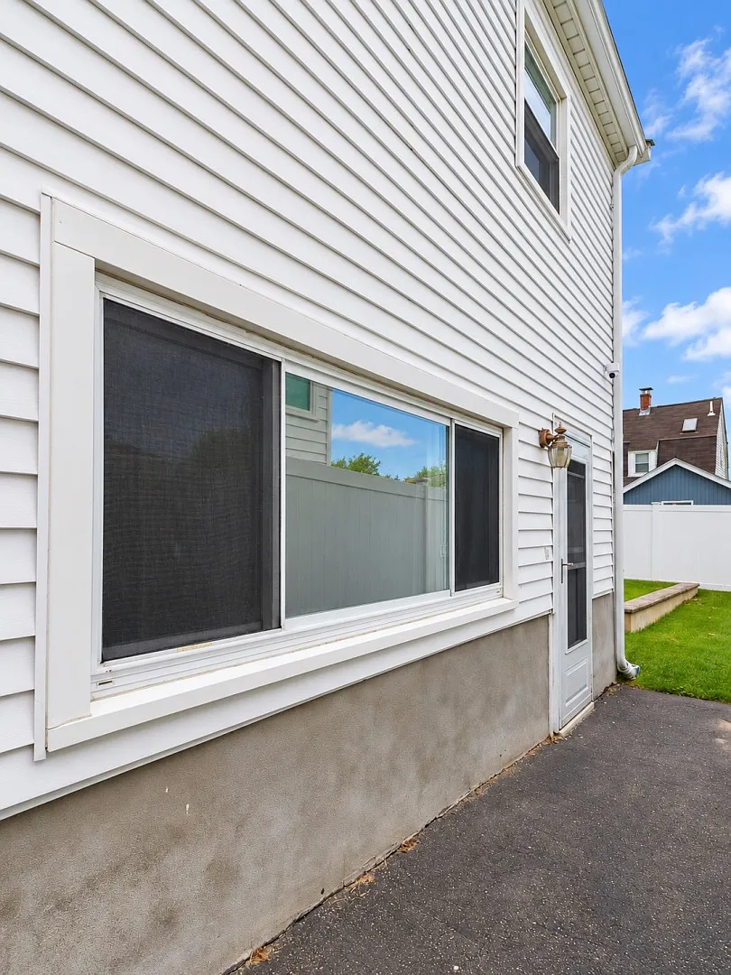 1 bed, 444 sqft, $2,100 — Photo 4
