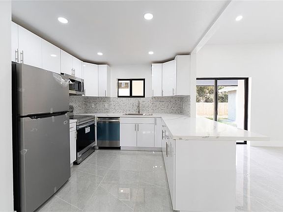 2nd image of 848 E FLAG LANE
