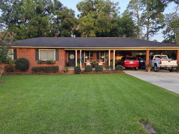 520 S Kennedy St, Metter, GA 30439