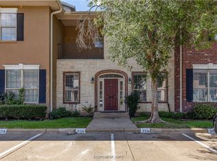 306 Forest (pvt) Dr, College Station, TX 77840