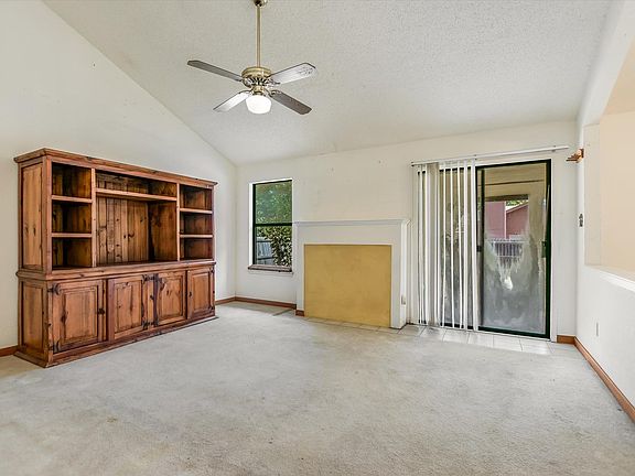 4th image of 5308 Meadow Crst
