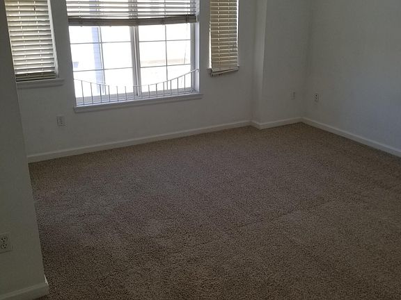 5th image of 6363 E Ohio Ave
