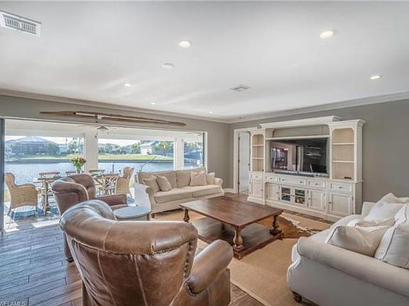 5th image of 4087 San Massimo Dr