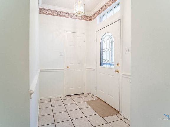 5th image of 4438 Grayburg Dr