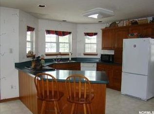 120 Middle Post Point, Chardon, OH 44024