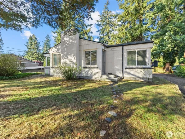 20037 15th Avenue NE, Shoreline, WA 98155