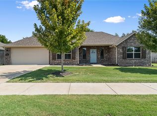1622 S Borden St, Fayetteville, AR 72701
