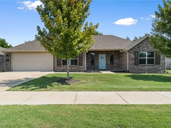 1622 S Borden St, Fayetteville, AR 72701