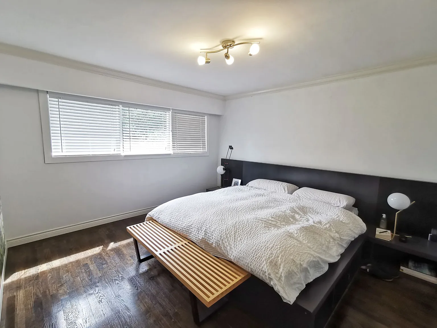 4 bed, 2700 sqft, $6,200 — Photo 3