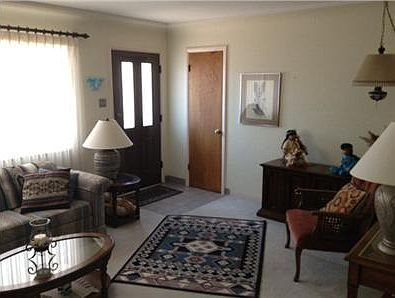 3rd image of 1329 Cody Ave