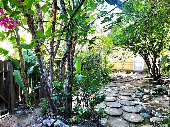 2nd image of 22948 Mariano St