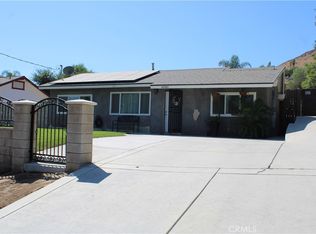 6080 Barcelona Ave, Riverside, CA 92509