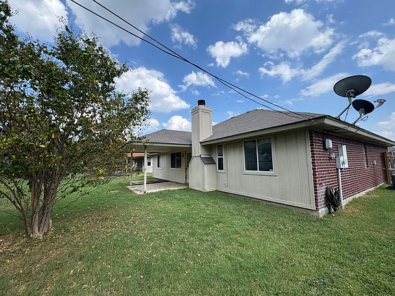 4th image of 4207 Fawn Dr