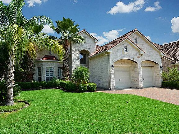 2nd image of 18926 Villa Bergamo Ln