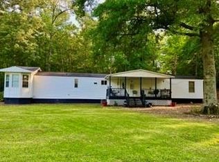 1011 Aqua Ln, Madison, GA 30650