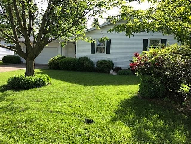 2nd image of 1013 Koester St