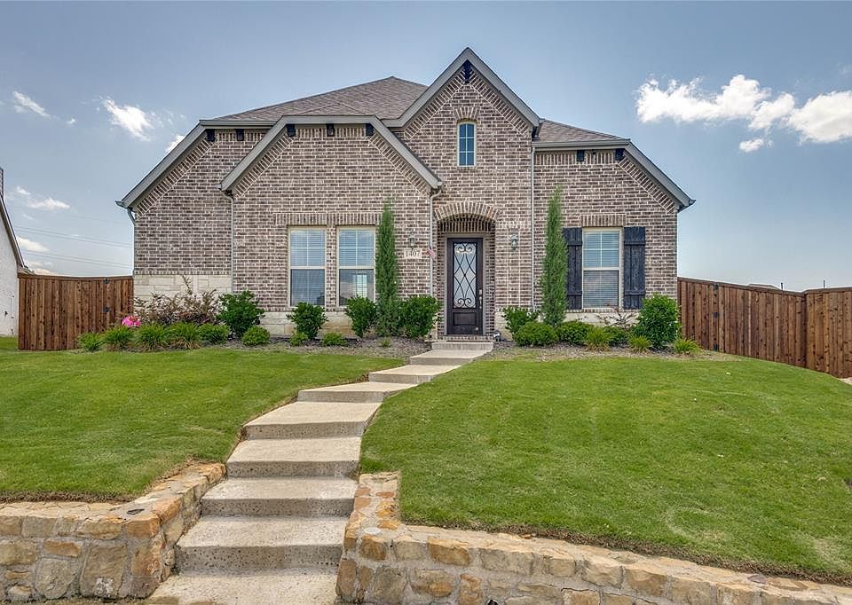1st image of 1407 Scarlet Ln