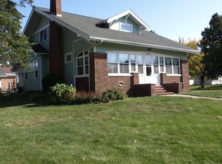 719 N 1st Ave, Winterset, IA 50273