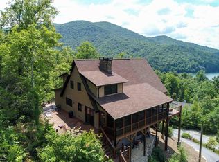 520 Finch Dr, Clayton, GA 30525
