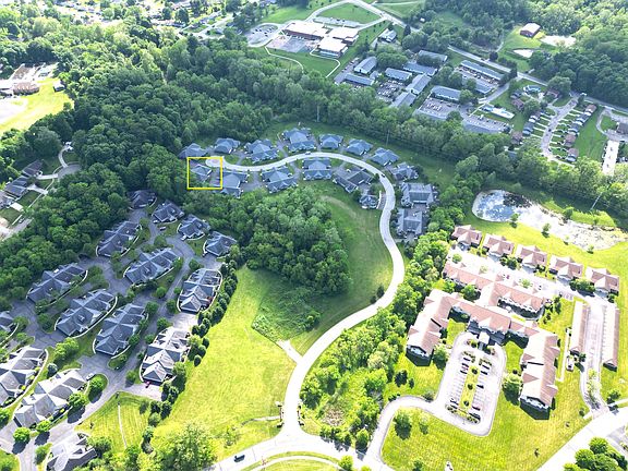 3rd image of 1348 Epworth Forest Dr