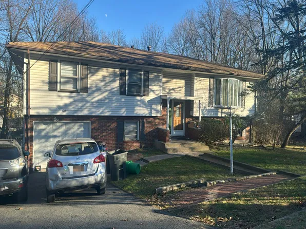 68 W Maple Ave, Monsey, NY 10952