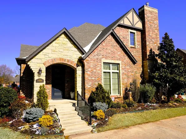 1058 Villas Creek Dr, Edmond, OK 73003