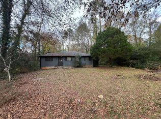 1702 Snapfinger Rd, Decatur, GA 30032