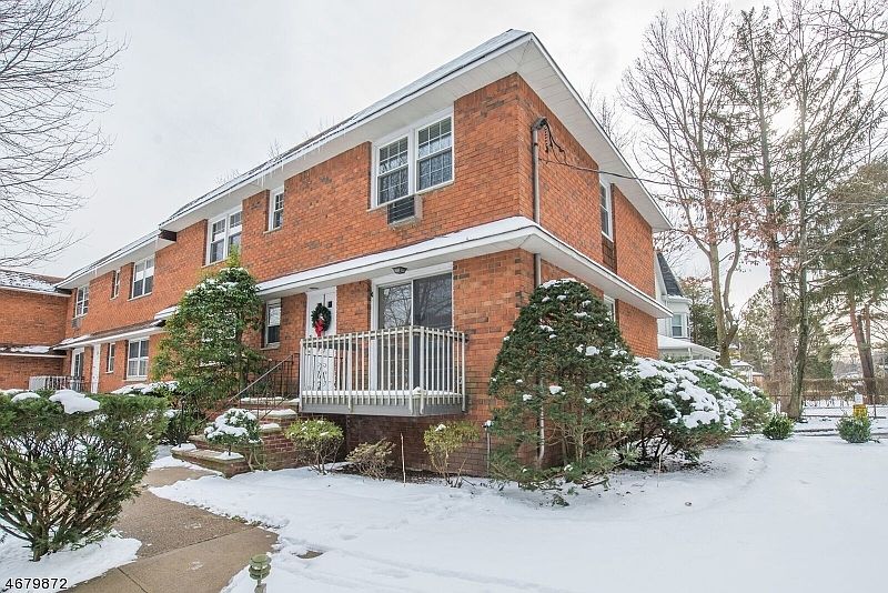 1st image of 39 Harrison Ave #C0027-27
