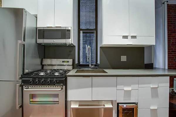 Rented by Centennial Properties NY | media 33