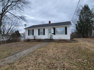 66 Swan St, Calais, ME 04619