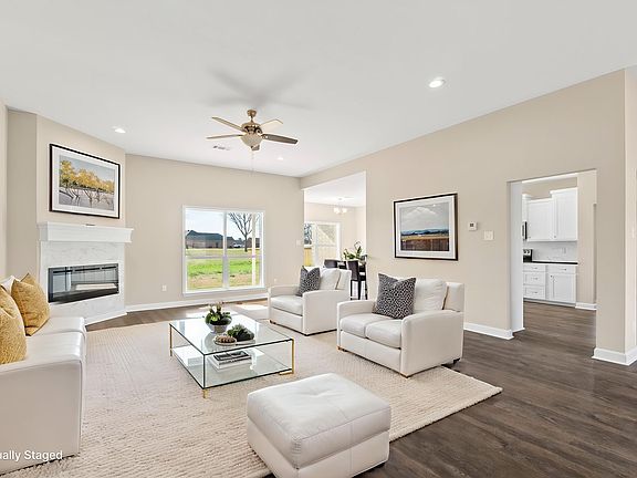 4th image of 18 River Cliff Dr