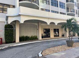 66 Valencia Ave #PENTHOUSE 1C, Coral Gables, FL 33134