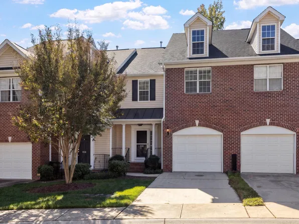 836 Saratoga Dr, Durham, NC 27704