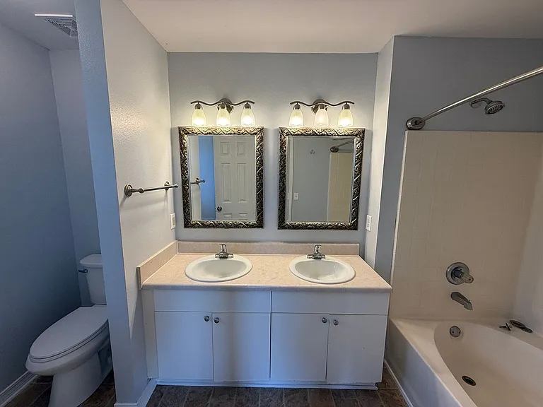 2111 Coral Creek Dr — Photo 13