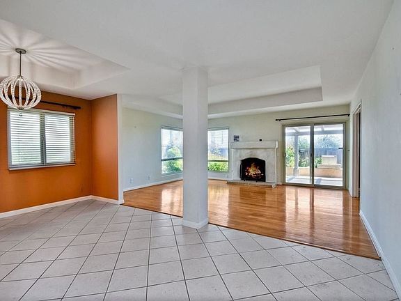 4th image of 3335 Cadencia St