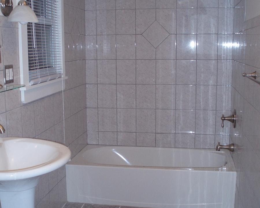Bathroom condo quality 5x12