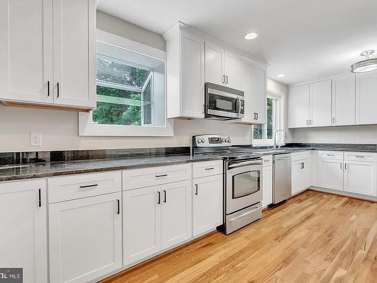 10911 Chandler Rd — Photo 12