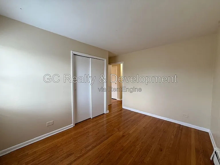 245 Uteg St #5 — Photo 12
